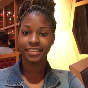 Meet your Posher, Mallory